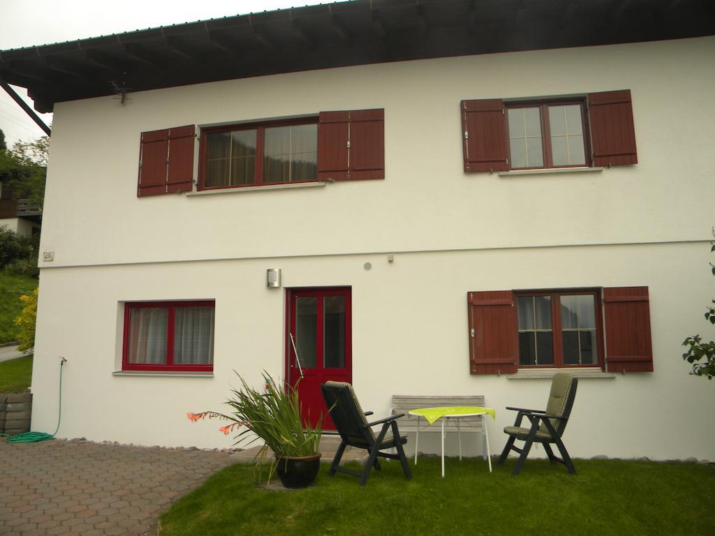 Haus Kinsperger Apartment Klosterle am Arlberg Exterior photo
