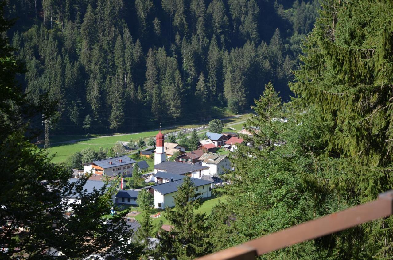 Haus Kinsperger Apartment Klosterle am Arlberg Exterior photo